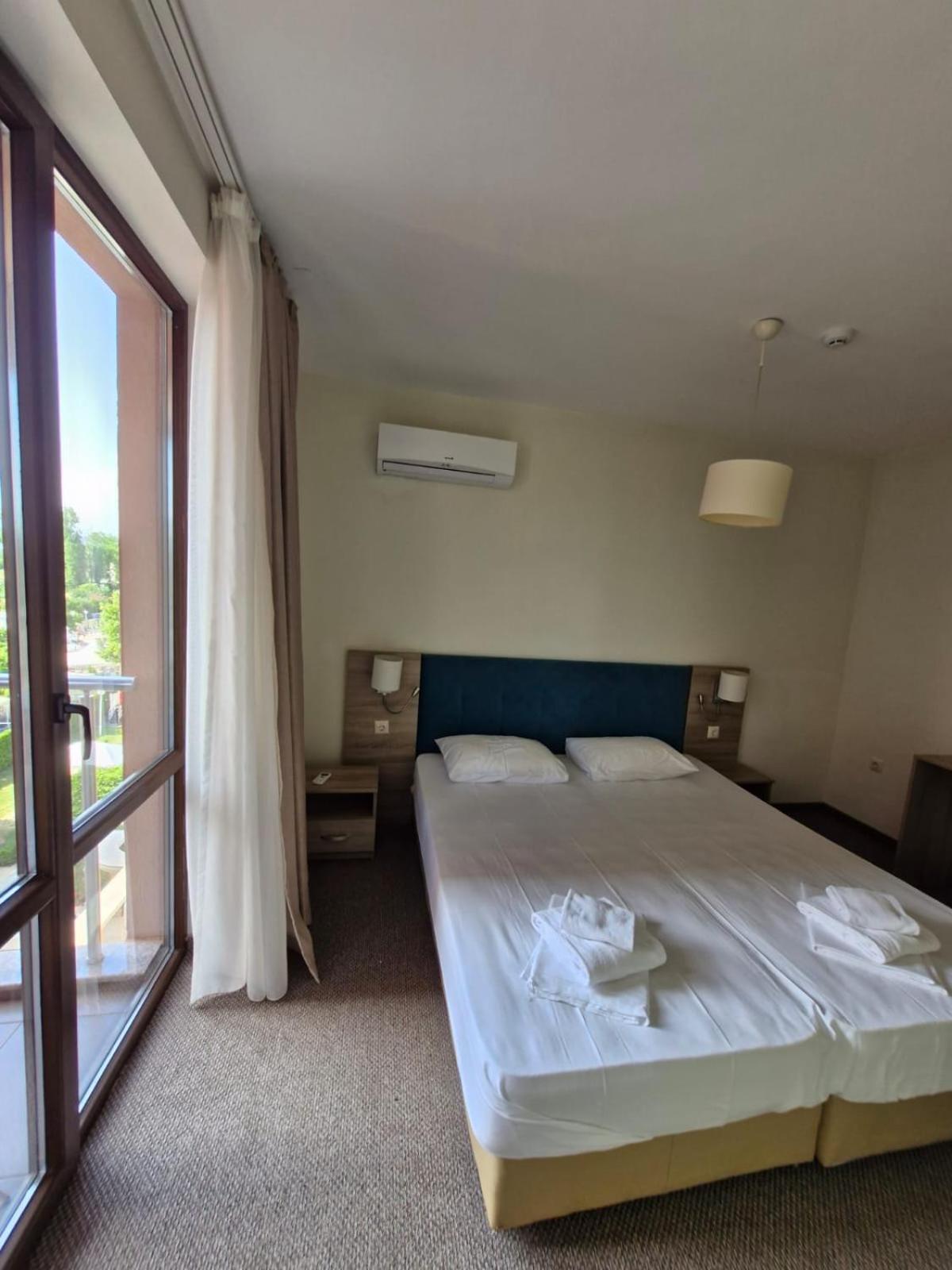 Apart Sun Travel ساني بيتش المظهر الخارجي الصورة